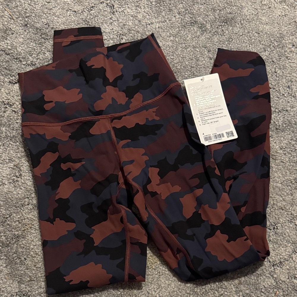 lululemon athletica Camouflage Leggings - Black and Brown/Red